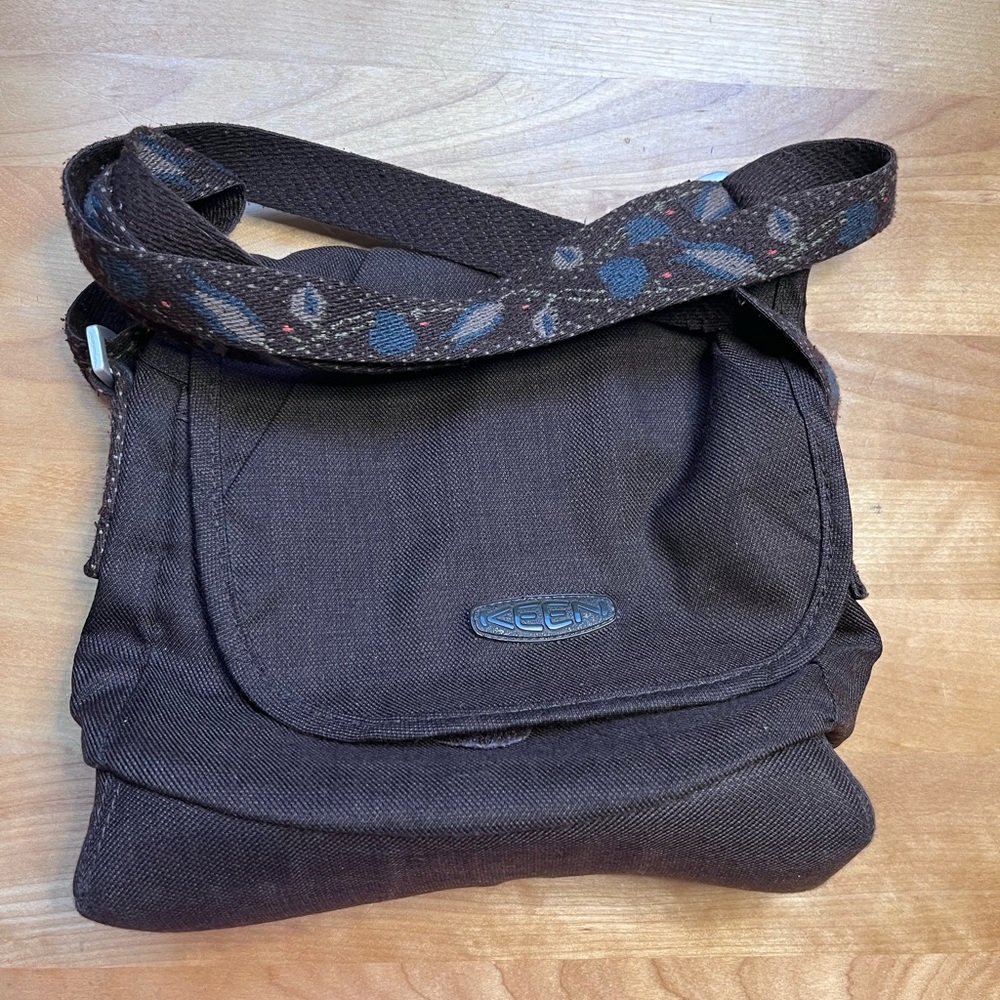 Keen Dark Brown Crossbody Bag with Patterned Strap